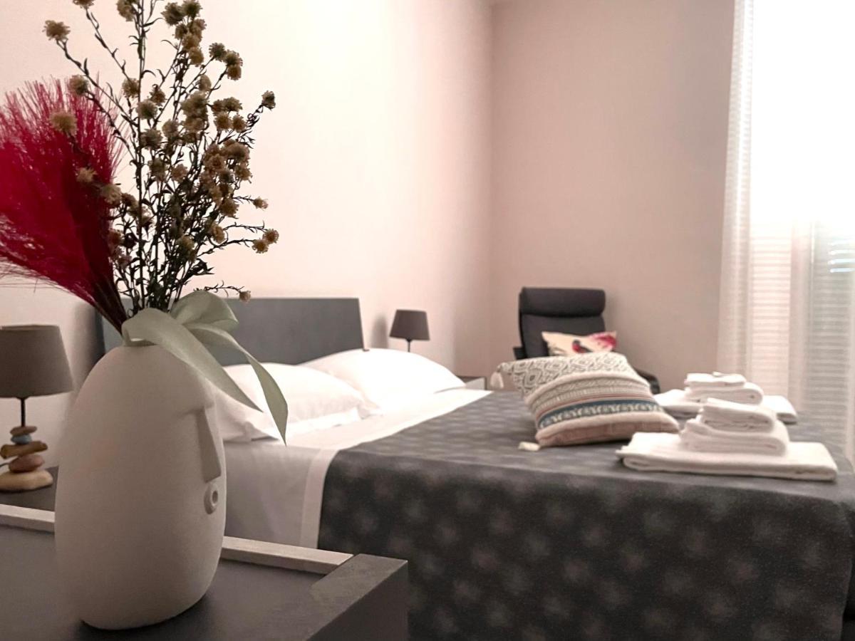 La Dimora Degli Avi Apartment มาเตรา ภายนอก รูปภาพ